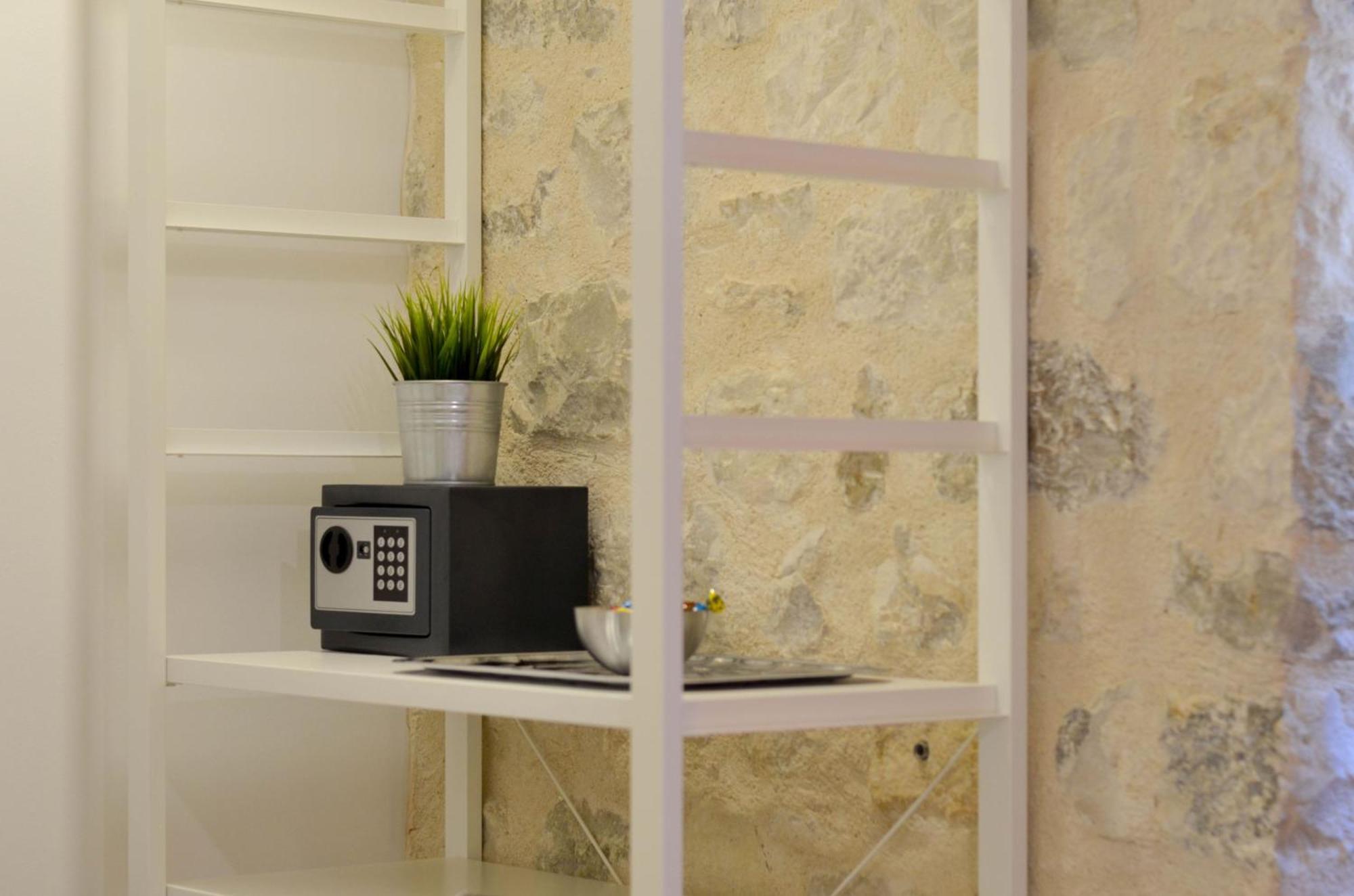 Apartments & Rooms Tiramola - Old Town 特罗吉尔 客房 照片