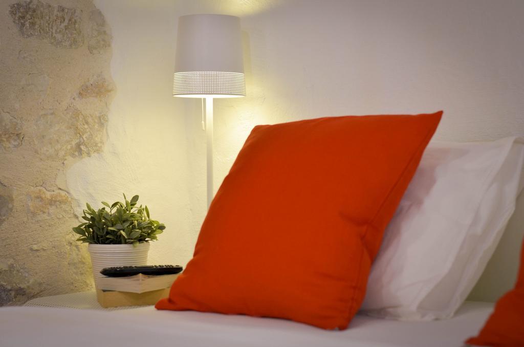 Apartments & Rooms Tiramola - Old Town 特罗吉尔 外观 照片